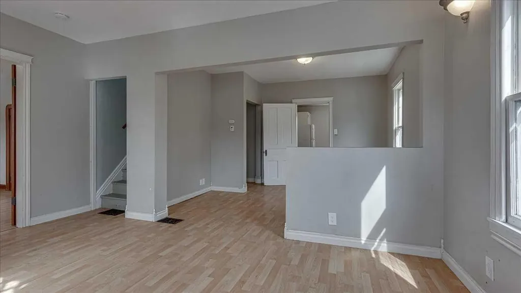 2122 23 Avenue Didsbury AB T0M 0W0
