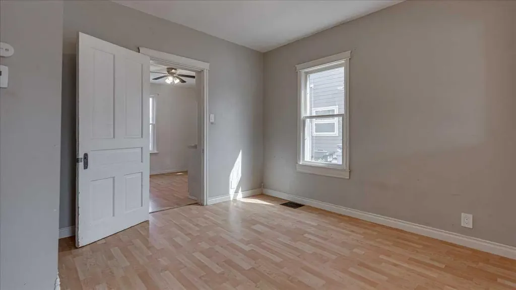 2122 23 Avenue Didsbury AB T0M 0W0