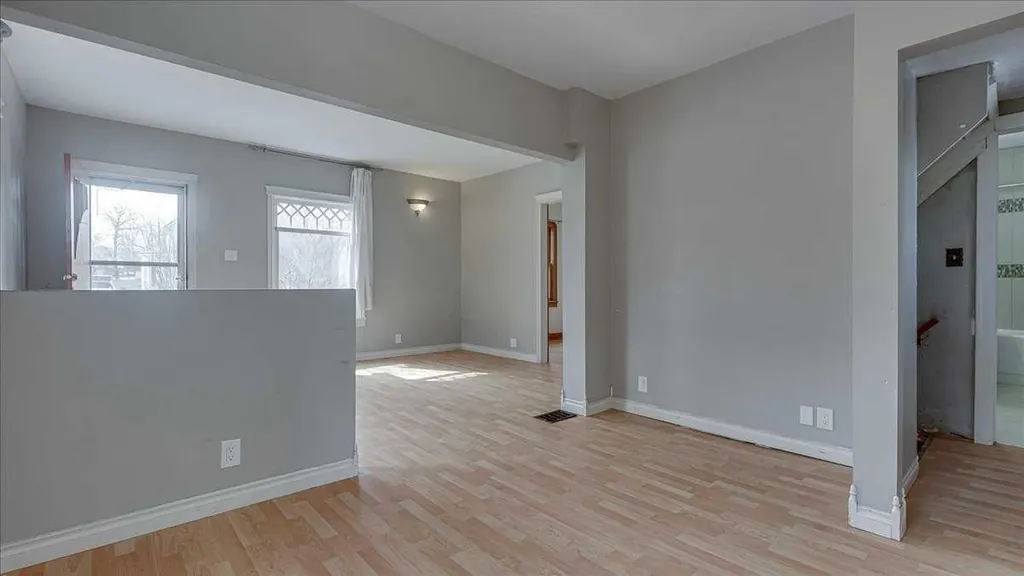 2122 23 Avenue Didsbury AB T0M 0W0