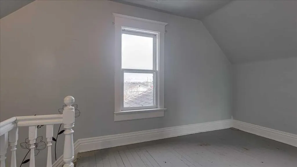 2122 23 Avenue Didsbury AB T0M 0W0