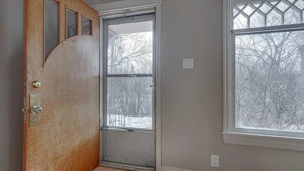 2122 23 Avenue Didsbury AB T0M 0W0