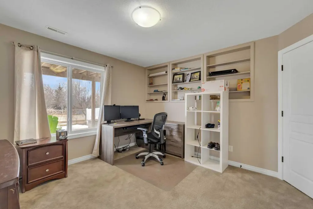 29 Emily Crescent Lacombe AB T4L 0A5