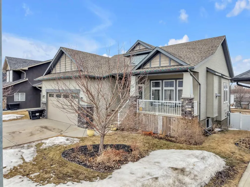 29 Emily Crescent Lacombe AB T4L 0A5