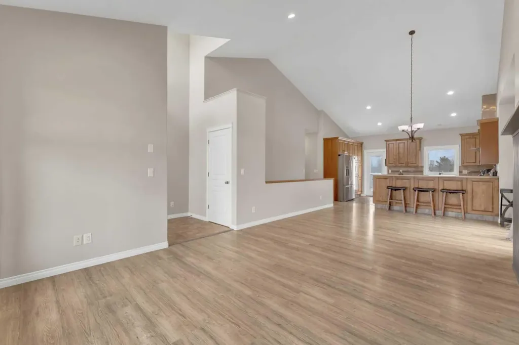 29 Emily Crescent Lacombe AB T4L 0A5