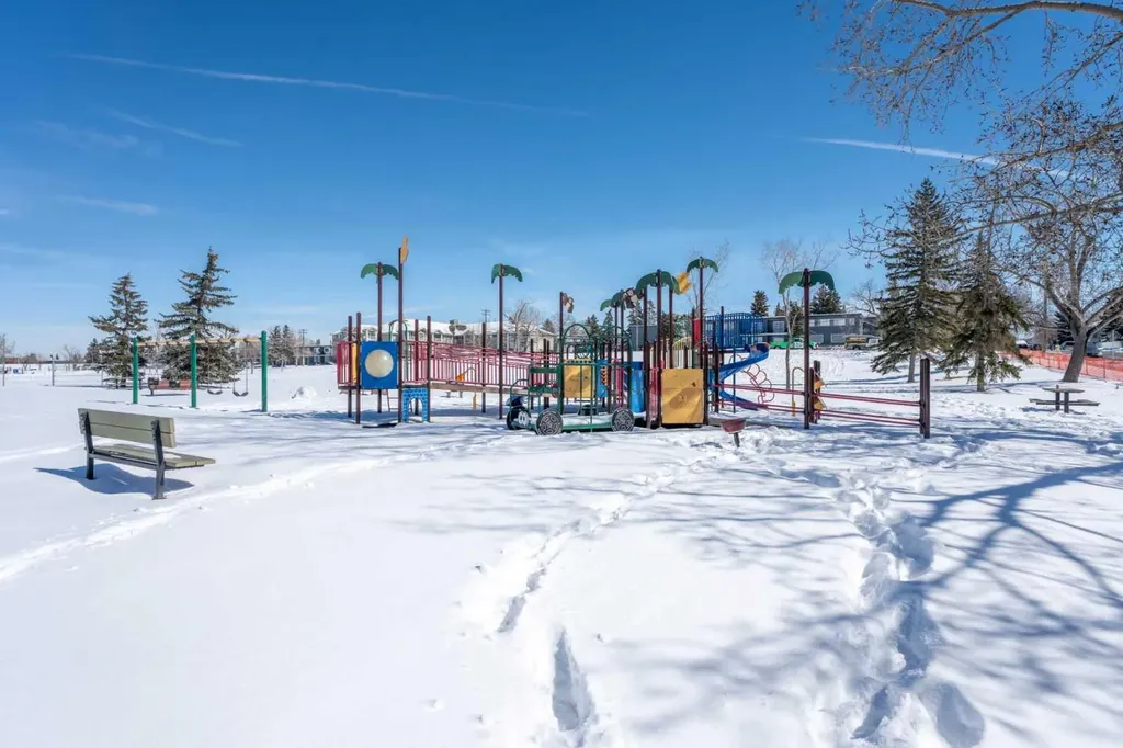 8 Van Horne Crescent NE Calgary AB T2E 6G9