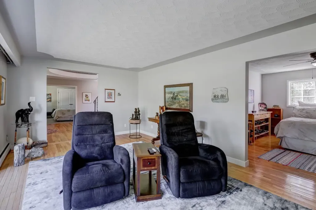150 9 Street NW Drumheller AB T0J 0Y1