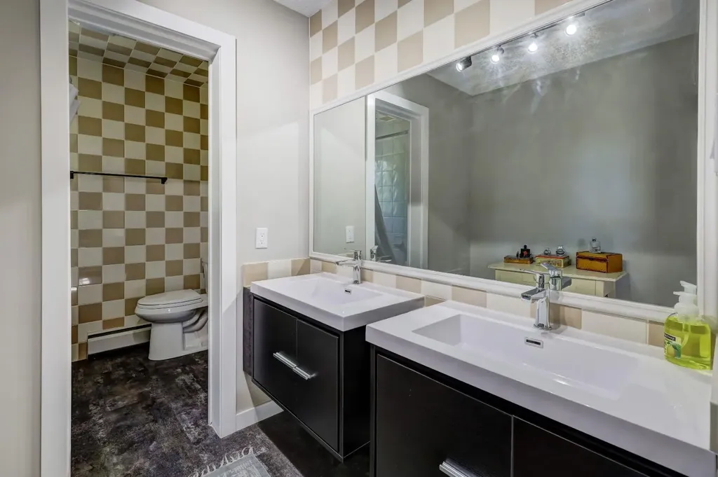 150 9 Street NW Drumheller AB T0J 0Y1