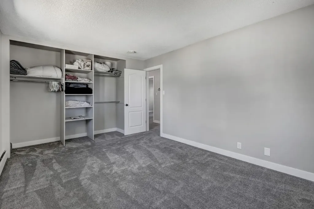 150 9 Street NW Drumheller AB T0J 0Y1