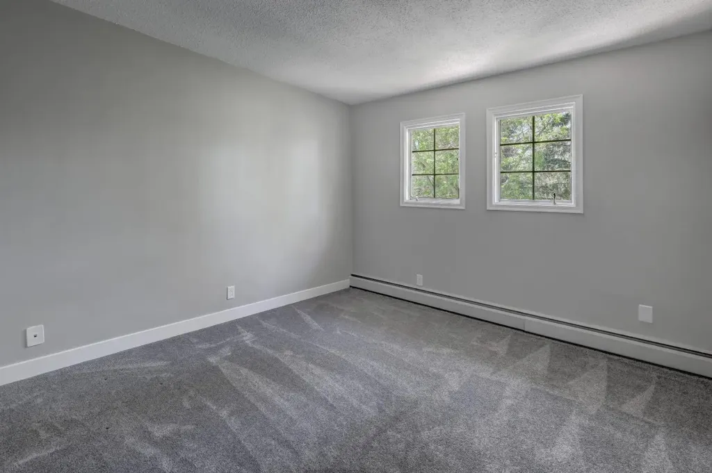 150 9 Street NW Drumheller AB T0J 0Y1