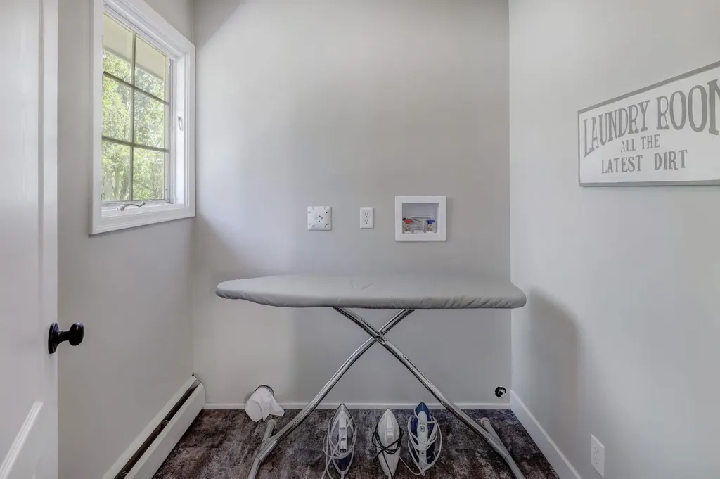 150 9 Street NW Drumheller AB T0J 0Y1