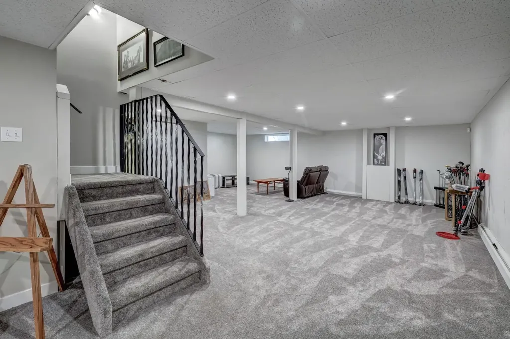 150 9 Street NW Drumheller AB T0J 0Y1