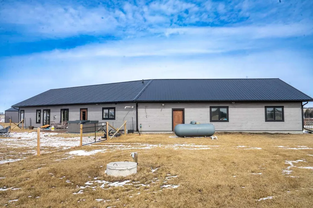 433002 Range Road 24 Rural Ponoka County AB T0C 2J0
