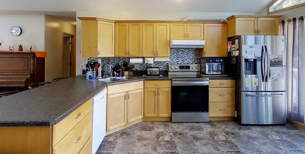 53509B Range Road 171 Rural Yellowhead County AB T7E 3L1