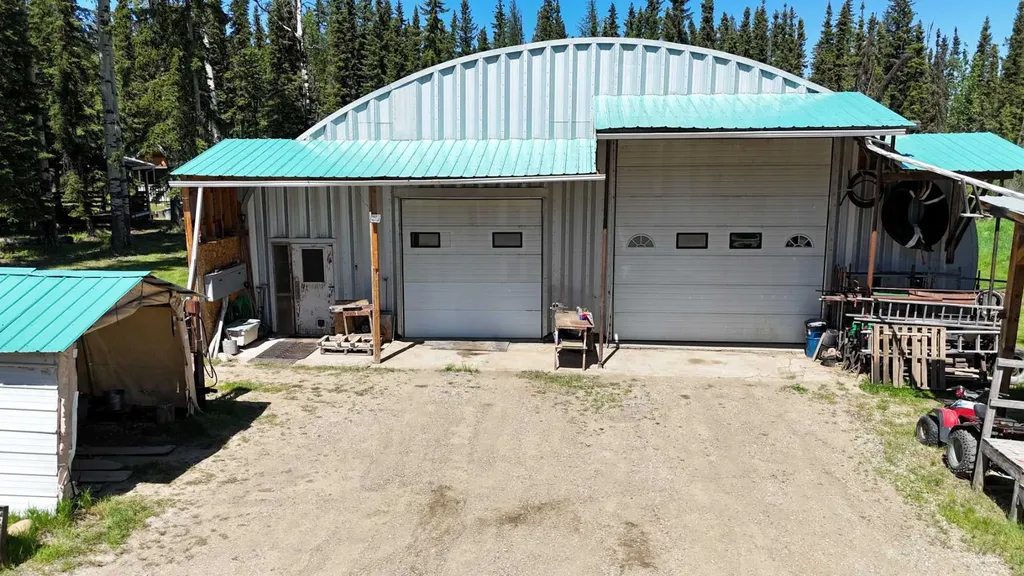 53509B Range Road 171 Rural Yellowhead County AB T7E 3L1