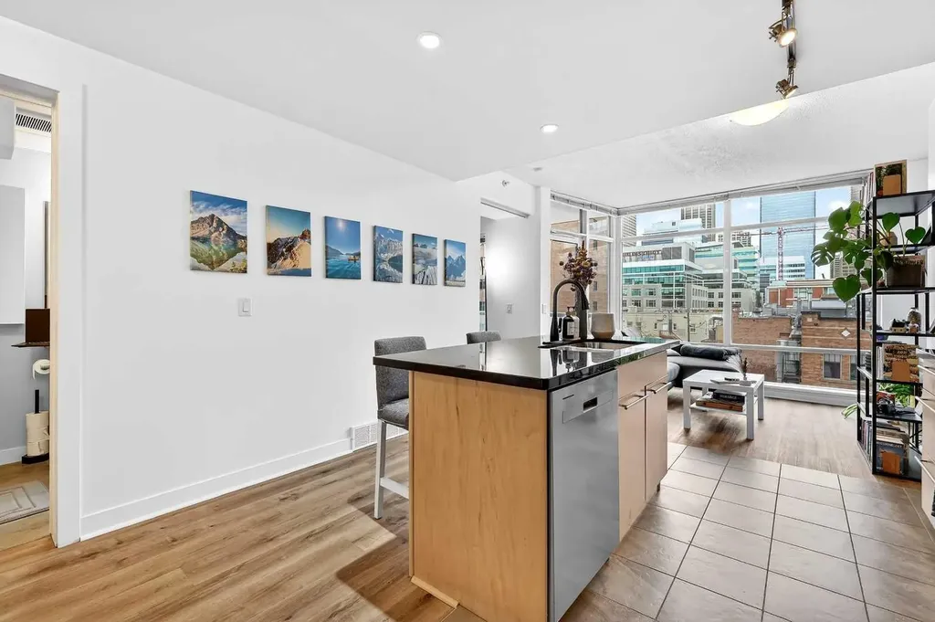215 13 Avenue SW Calgary AB T2R0V6