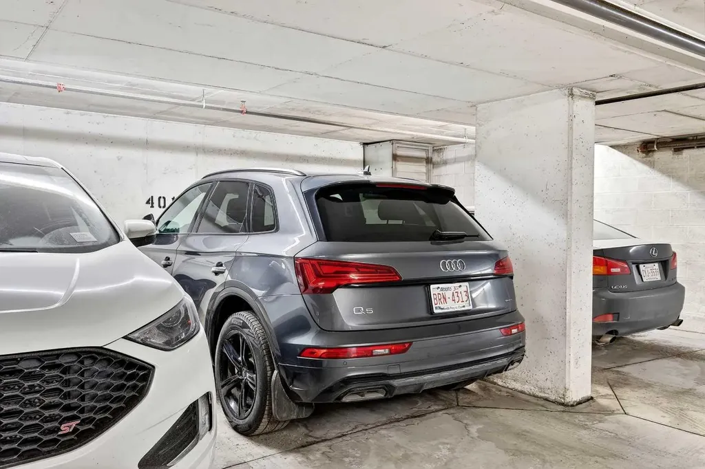 215 13 Avenue SW Calgary AB T2R0V6