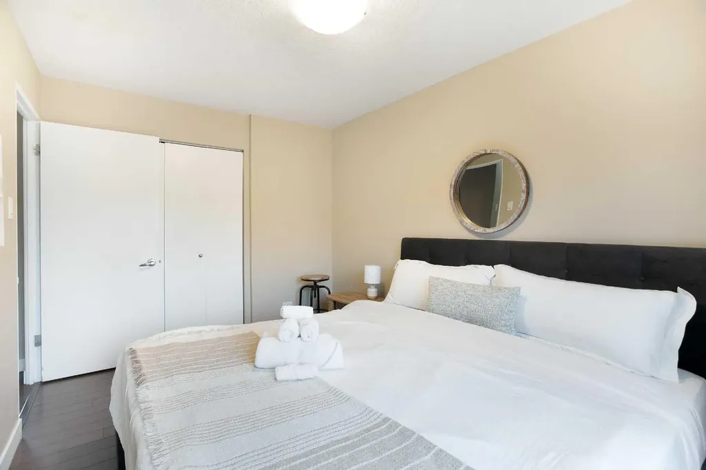 515 17 Avenue SW Calgary AB T2S 0A9