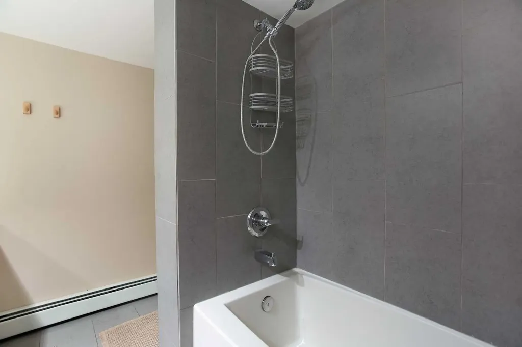 515 17 Avenue SW Calgary AB T2S 0A9