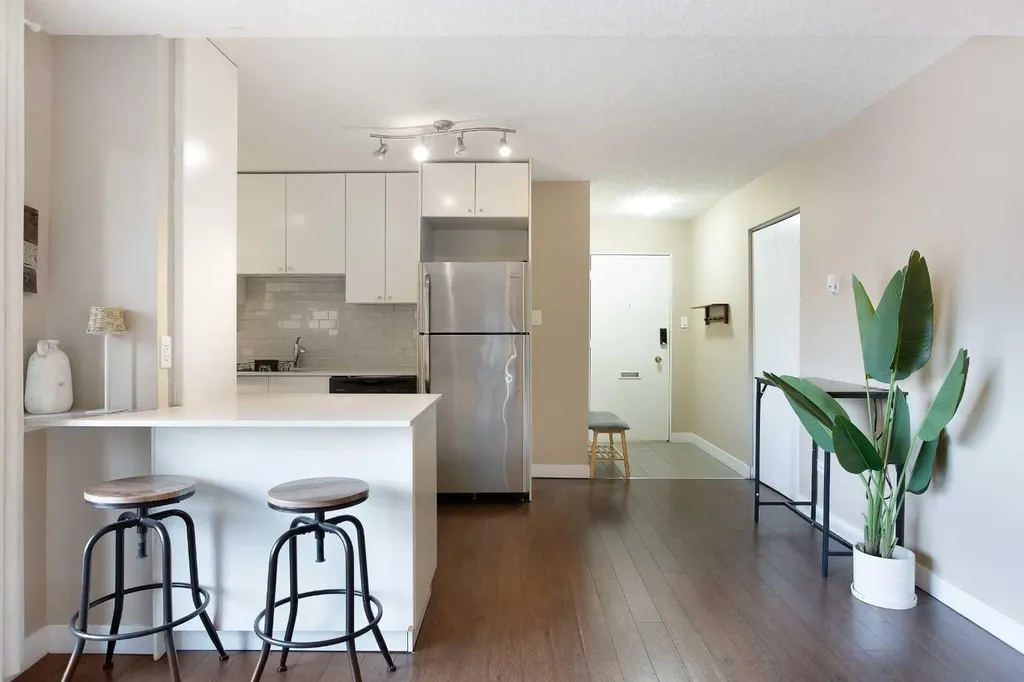 515 17 Avenue SW Calgary AB T2S 0A9