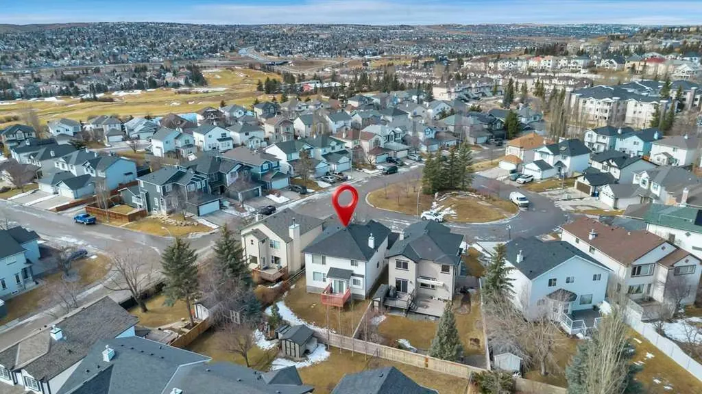 52 Country Hills Green NW Calgary AB T3K 4Y4