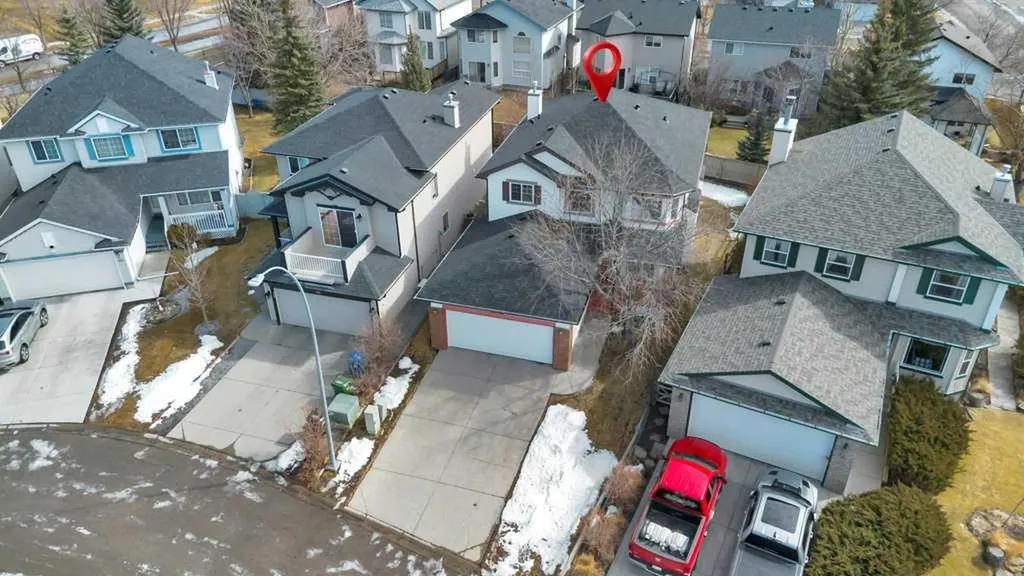 52 Country Hills Green NW Calgary AB T3K 4Y4