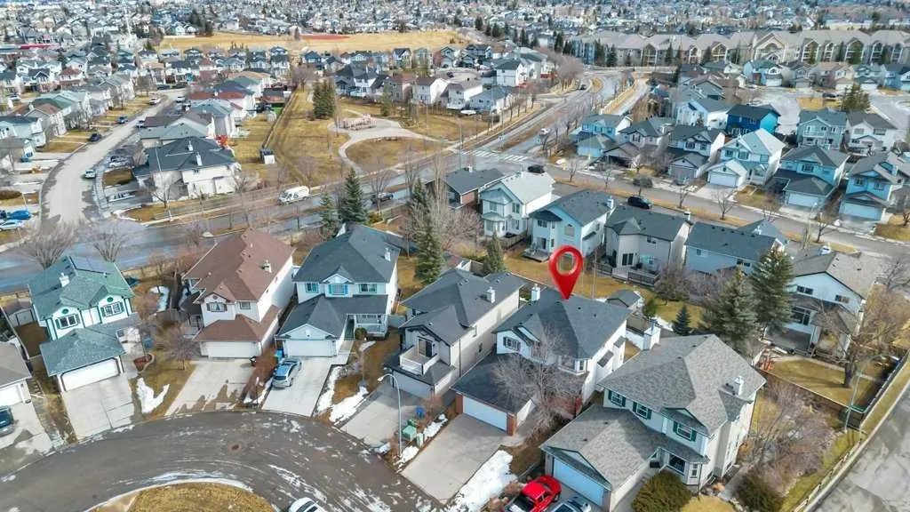 52 Country Hills Green NW Calgary AB T3K 4Y4
