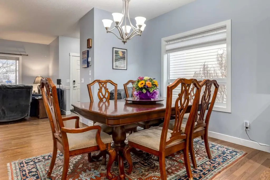 216 Silverado Range Close SW Calgary AB T2X 0C1