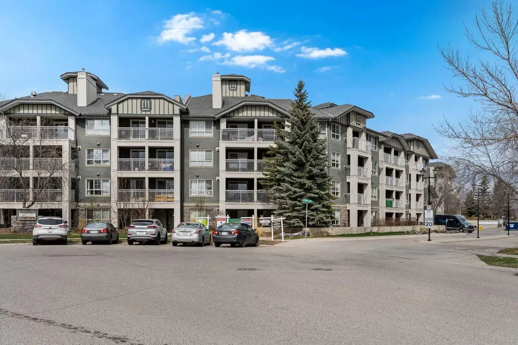 35 Richard Court SW Calgary AB T3E 7N9