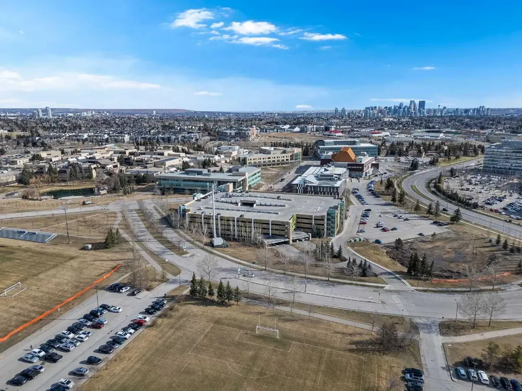 35 Richard Court SW Calgary AB T3E 7N9