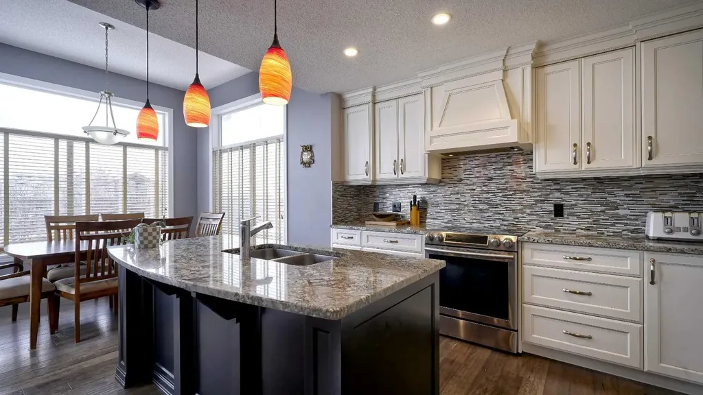 139 Coopers Close SW Airdrie AB T4B 2X1