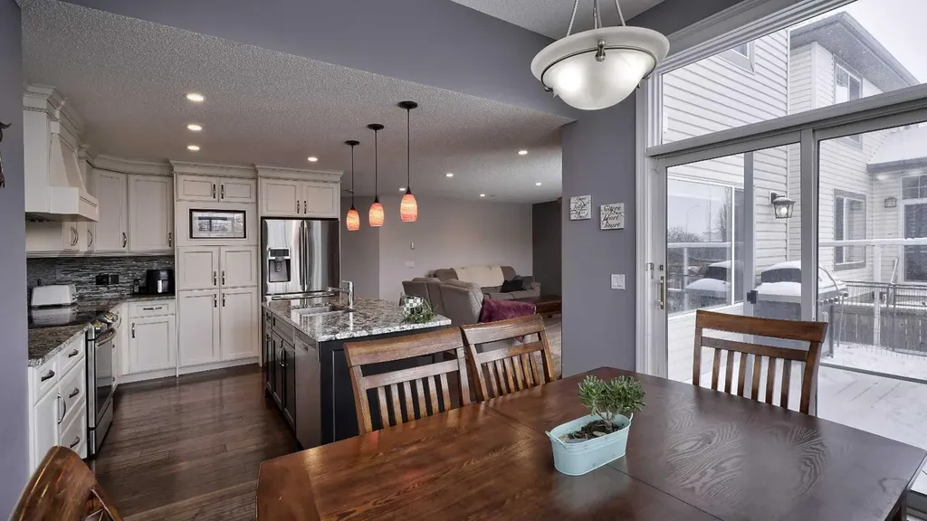 139 Coopers Close SW Airdrie AB T4B 2X1