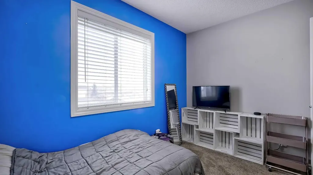139 Coopers Close SW Airdrie AB T4B 2X1