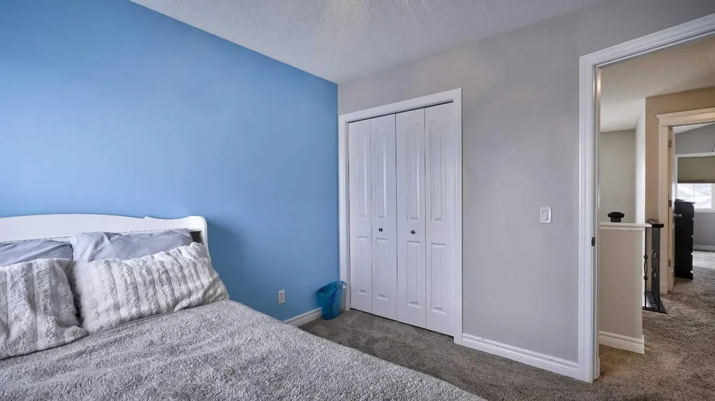 139 Coopers Close SW Airdrie AB T4B 2X1