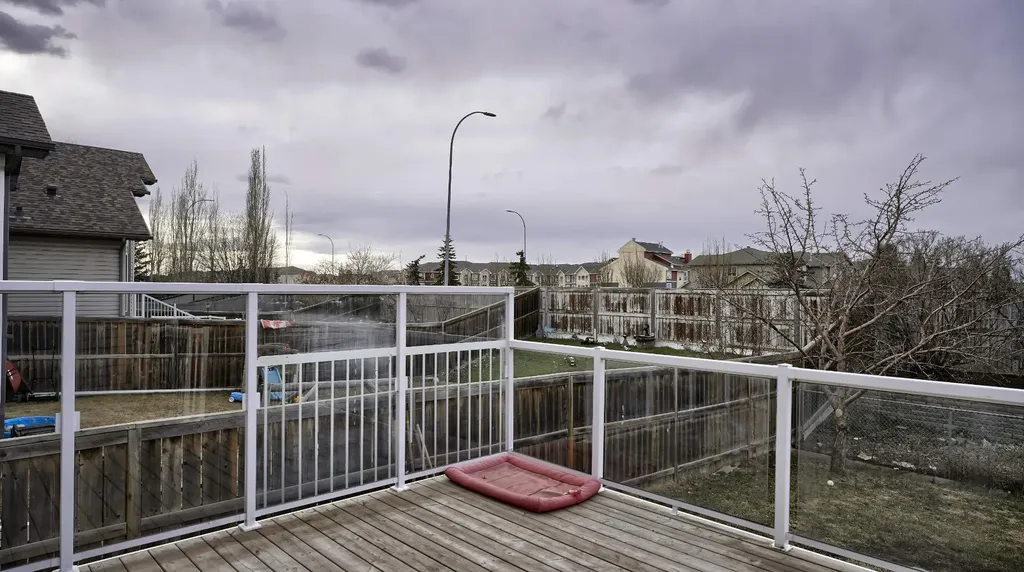 139 Coopers Close SW Airdrie AB T4B 2X1