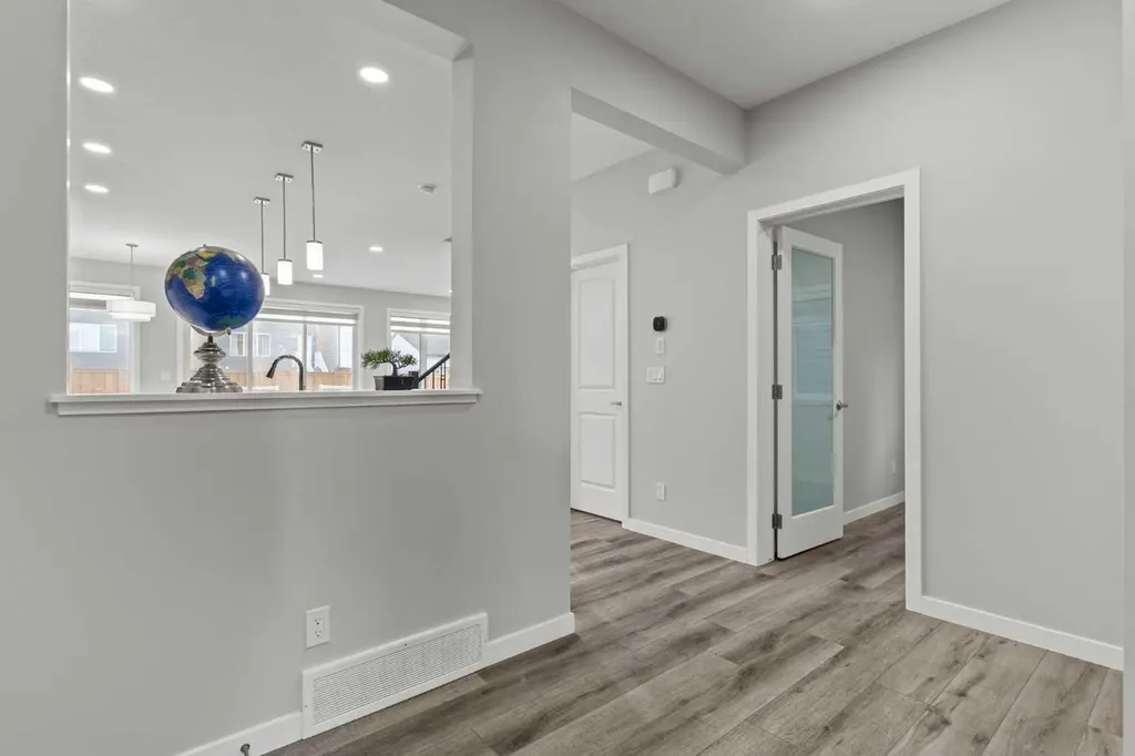 109 Mallard Grove SE Calgary AB T3S0E2