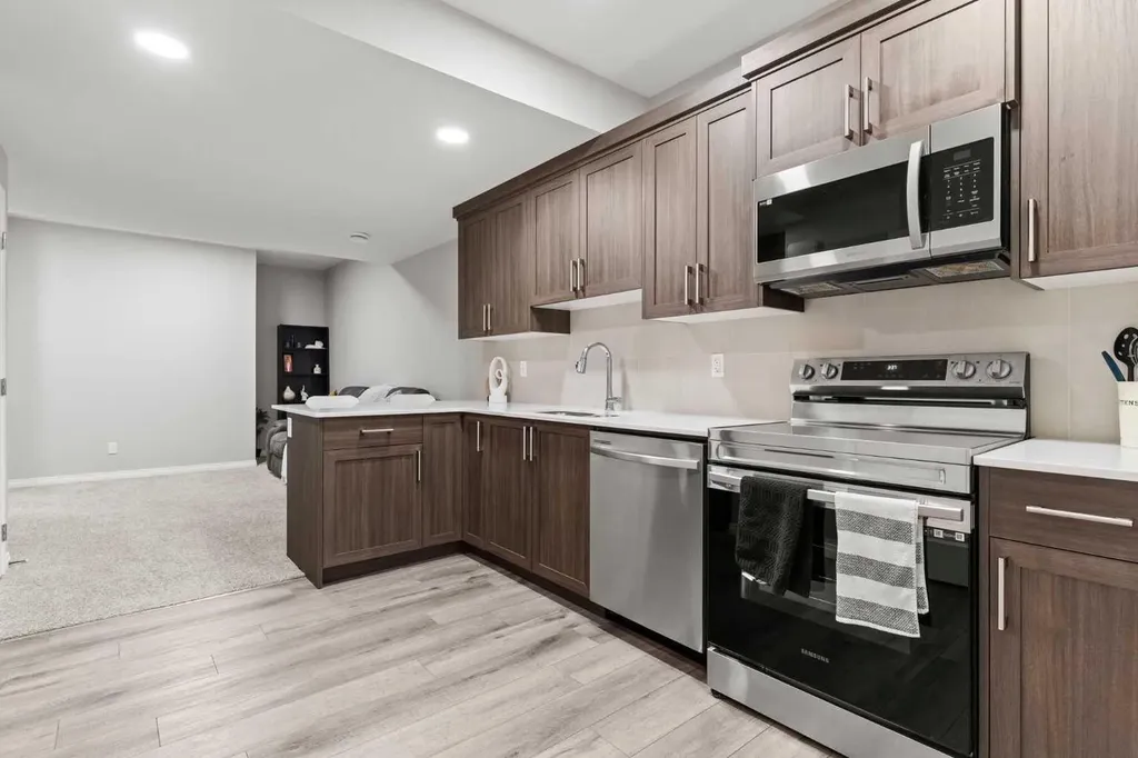 109 Mallard Grove SE Calgary AB T3S0E2