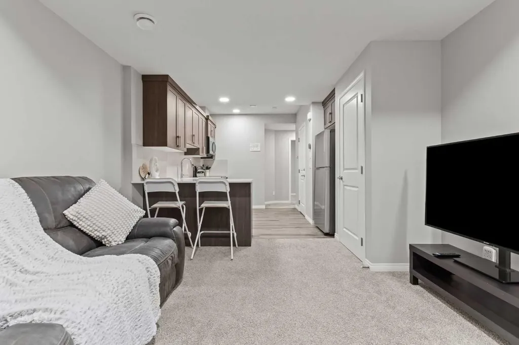 109 Mallard Grove SE Calgary AB T3S0E2