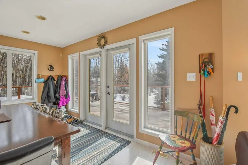 1401 Juniper Road Sunbreaker Cove AB T0C 0J0