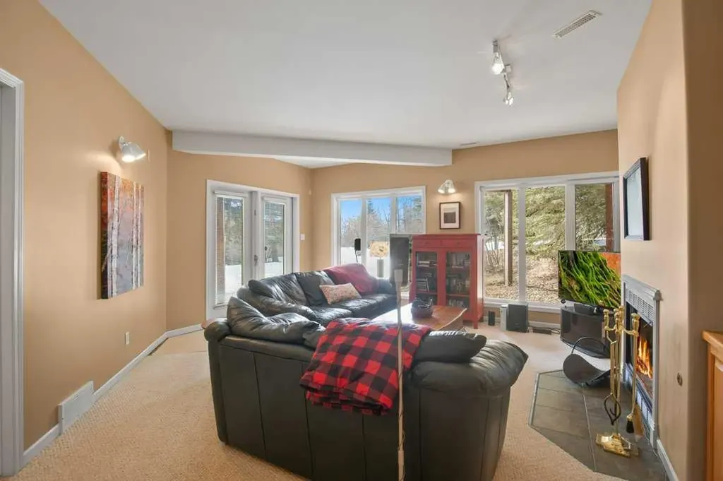 1401 Juniper Road Sunbreaker Cove AB T0C 0J0