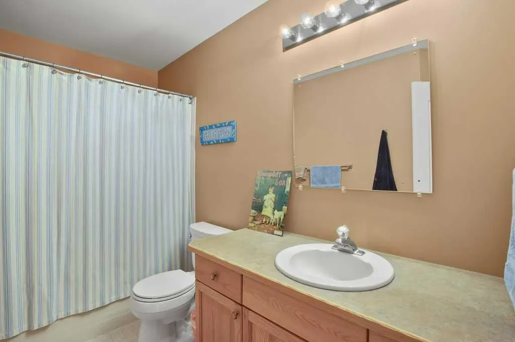 1401 Juniper Road Sunbreaker Cove AB T0C 0J0