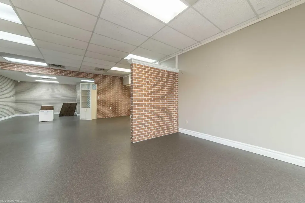 4813 49 Avenue Lloydminster SK S9V 0L9