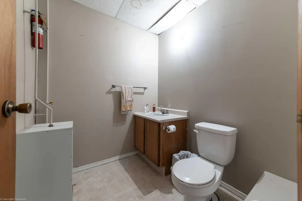 4813 49 Avenue Lloydminster SK S9V 0L9