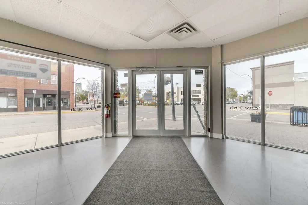4813 49 Avenue Lloydminster SK S9V 0L9