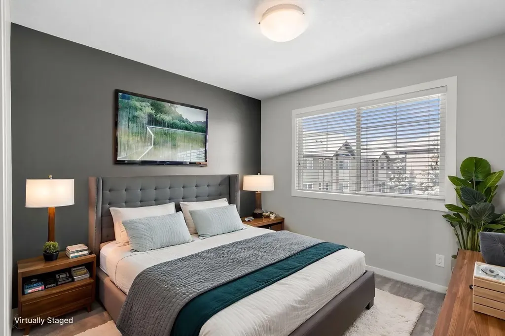 78 New Brighton Landing SE Calgary AB T2Z1C1