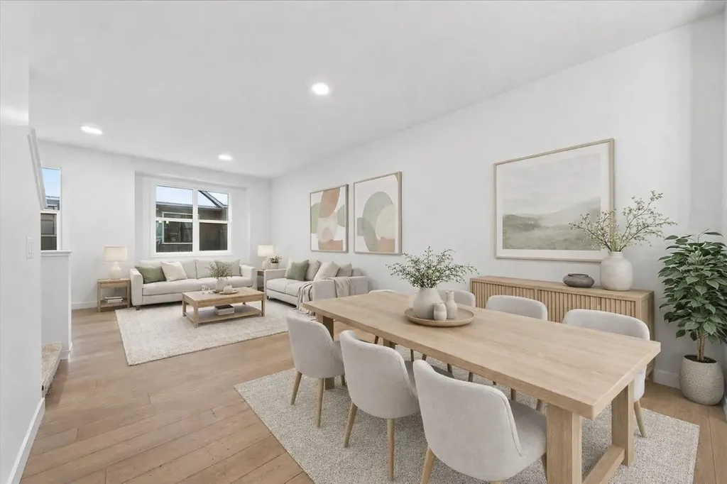 30 Rochester View NW Calgary AB T3L 0M8