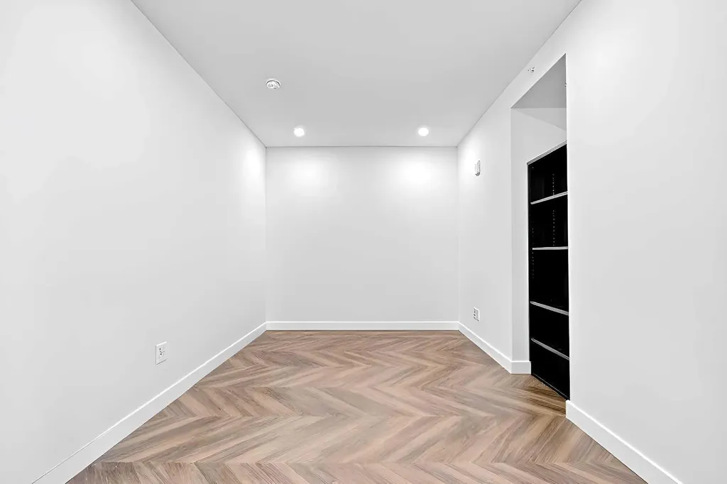 8505 Broadcast Avenue SW Calgary AB T3H 6B5