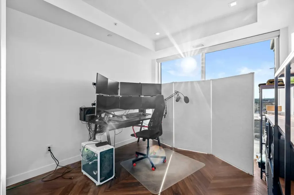 8505 Broadcast Avenue SW Calgary AB T3H 6B5