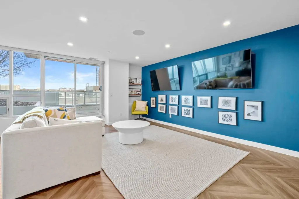 8505 Broadcast Avenue SW Calgary AB T3H 6B5