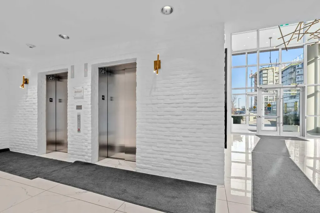 8505 Broadcast Avenue SW Calgary AB T3H 6B5
