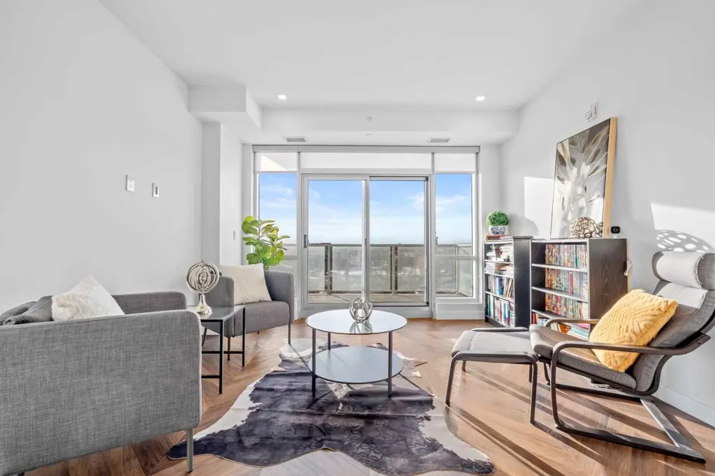 8505 Broadcast Avenue SW Calgary AB T3H 6B5